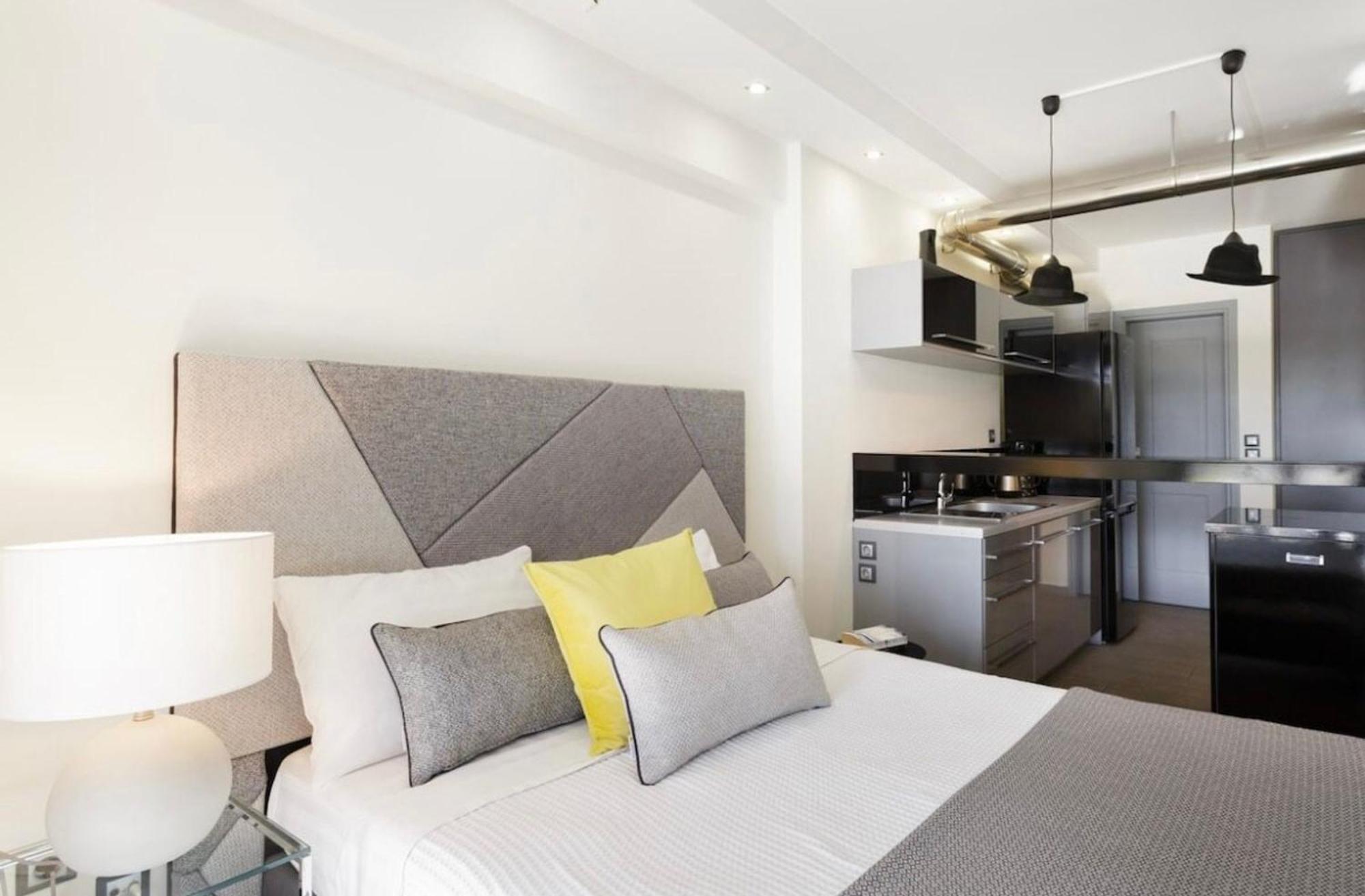 Stylish Boutique Loft With Private Balcony Διαμέρισμα Αθήνα Εξωτερικό φωτογραφία