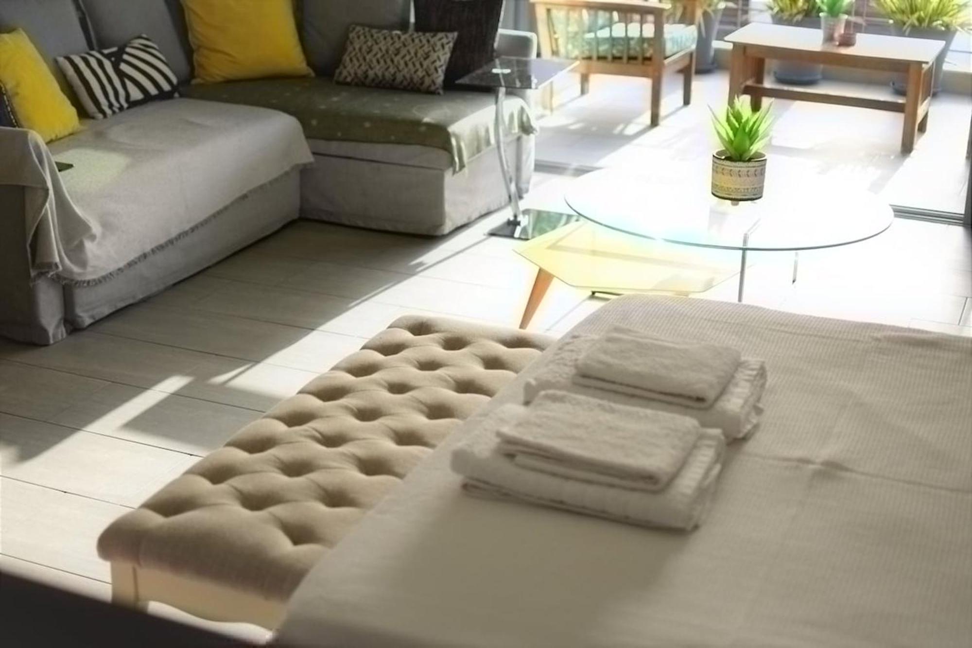 Stylish Boutique Loft With Private Balcony Διαμέρισμα Αθήνα Εξωτερικό φωτογραφία